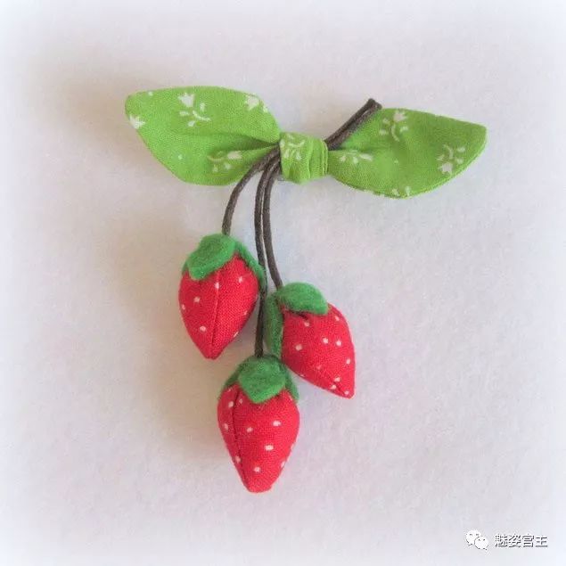 怎么制作花朵手工布料教程,怎么用剩下的布料做衣服上的小花