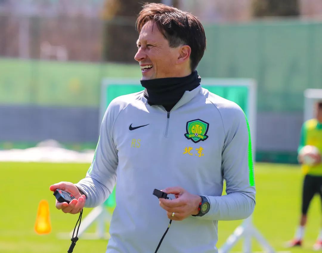 施密特还能执教国安吗,我眼中的国安