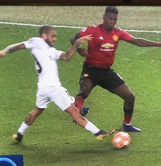 博格巴曼联被踢,博格巴脑短路