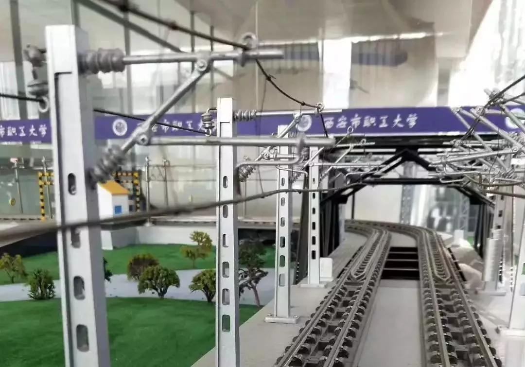 五年制大专可以升本的学校,国家公办全日制重点学校