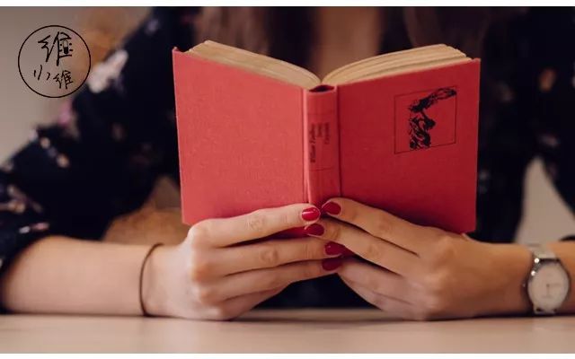 开美甲店赚钱吗,商场开美甲店赚钱吗