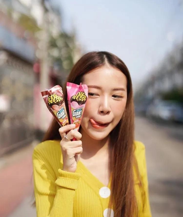 还在追韩系fashion？我已经掉入了泰妹Lisa的坑