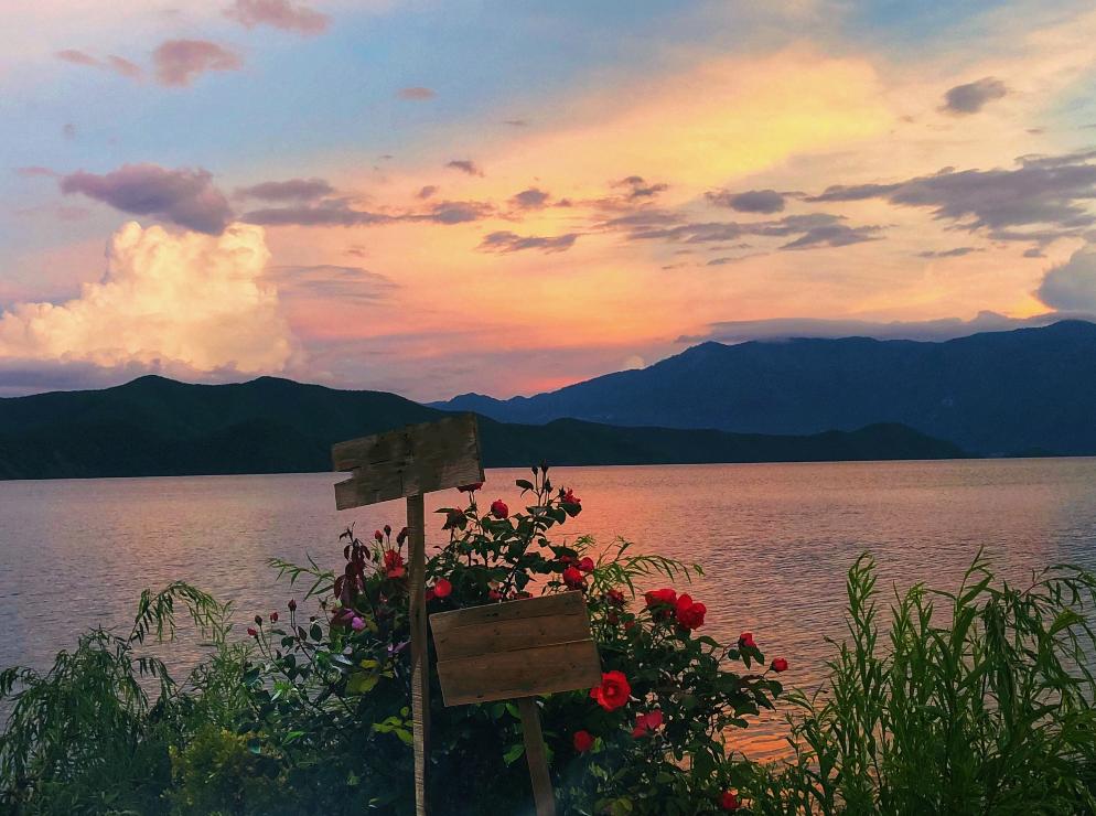 泸沽湖感受不一样的柔情,摩梭人的天堂泸沽湖感悟