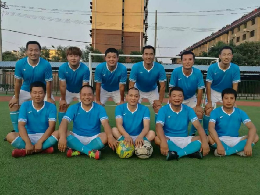 深圳公益足球培训,成都公益足球培训