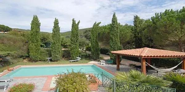 足球巨星c罗的别墅,梅西豪宅c罗豪宅