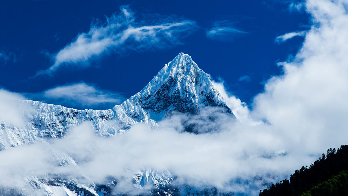 西藏的玛尼堆和经幡,藏区三大玛尼堆