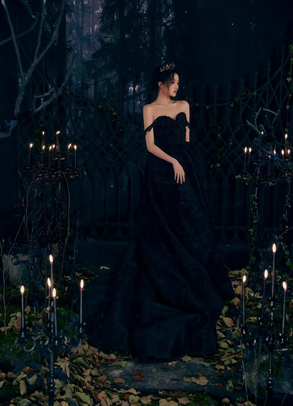 莫非仙女下凡?关晓彤暗黑古堡大片惹人心动