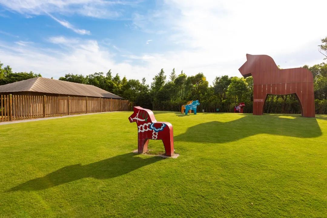 吸睛“鸟巢”上线！感受童话田园生活，来度假区这家露营地就对啦