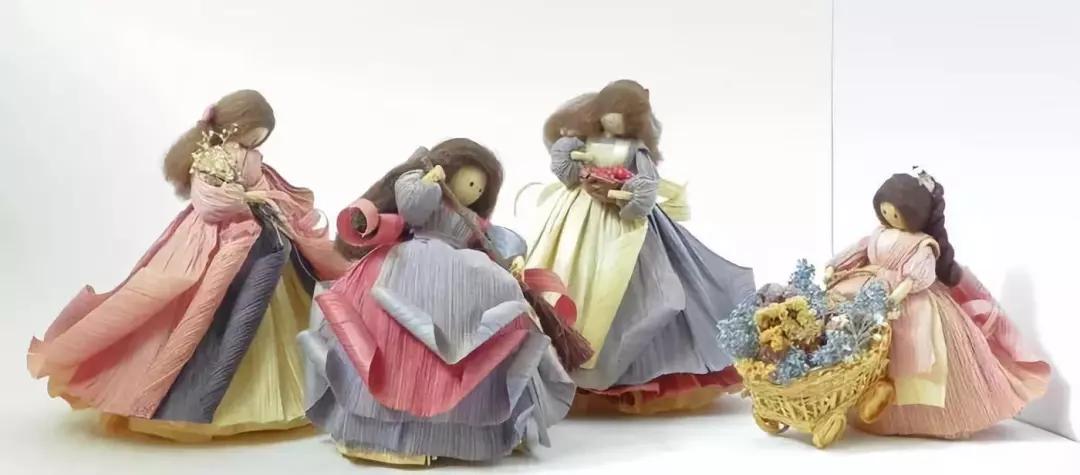 用玉米皮做的手工作品,手工玉米皮编席子教程