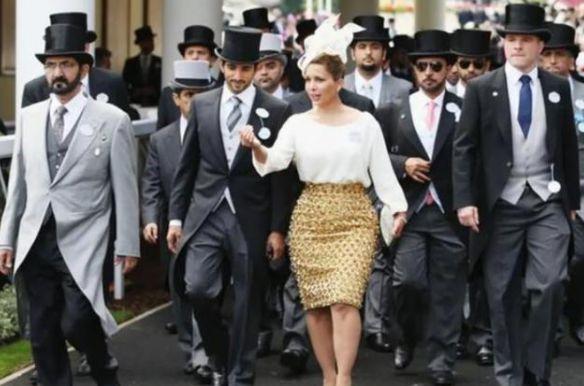 迪拜王妃哈雅与丈夫恩爱,迪拜王妃哈雅离婚成功