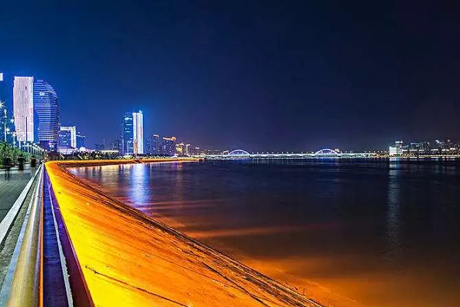 金色和庄、杨柳郡还没降温，倒挂10000元/㎡的梧桐郡来了