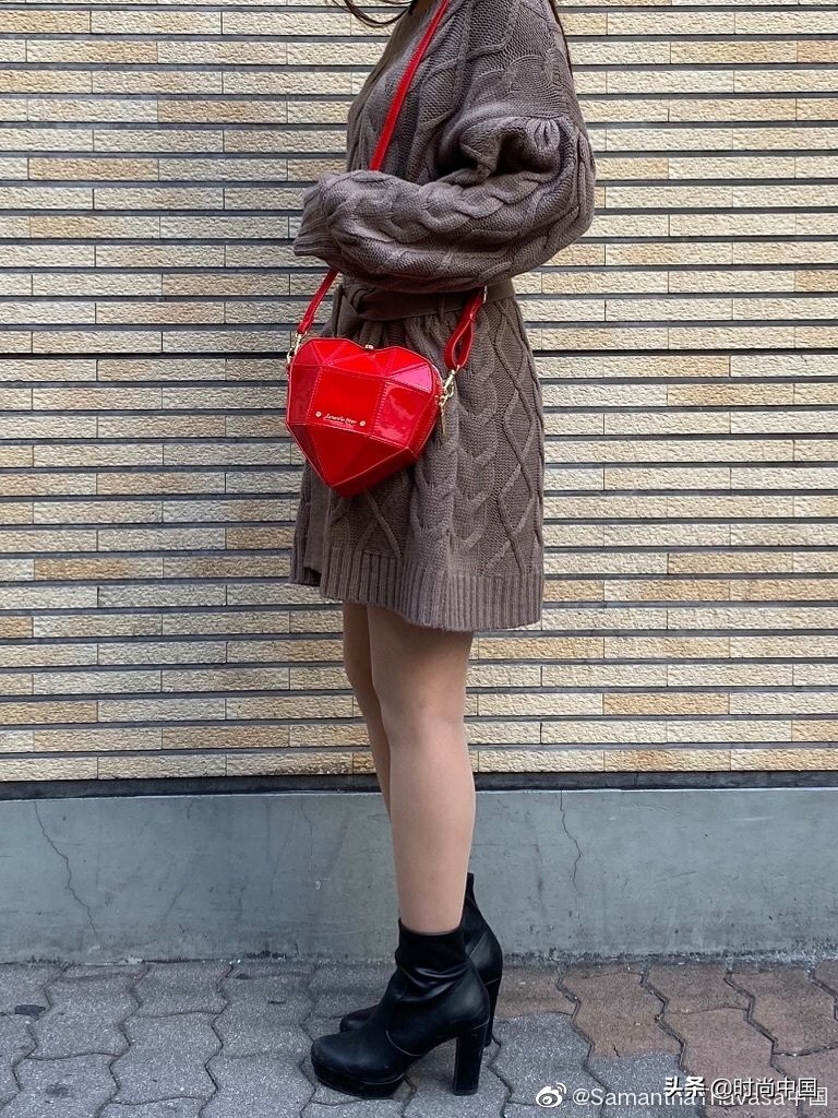 碧昂丝香奈儿,碧昂丝维多利亚