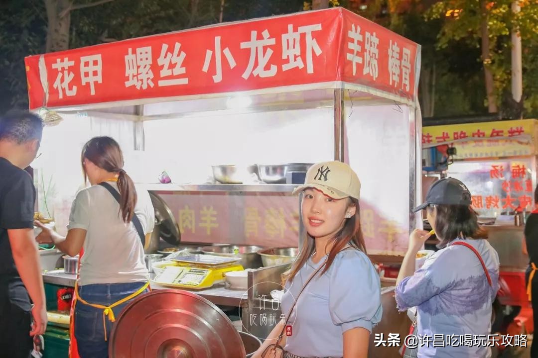 许昌学院南门好停车吗,许昌学院南门附近美食