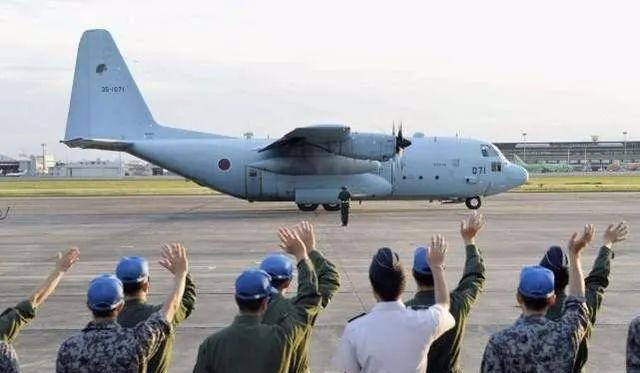 祖国带我回家作文,祖国带乌克兰华人回家视频