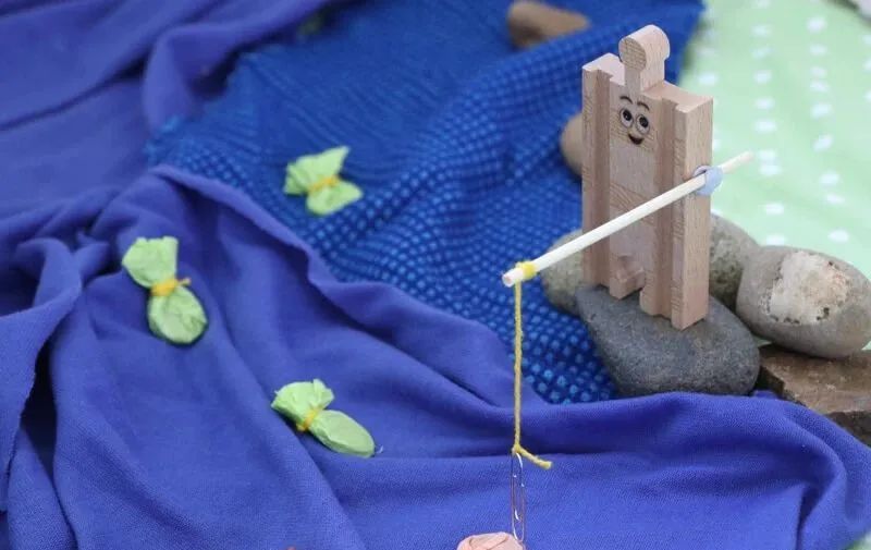 15个人玩的室内游戏,15人室内聚会小游戏活跃气氛简单