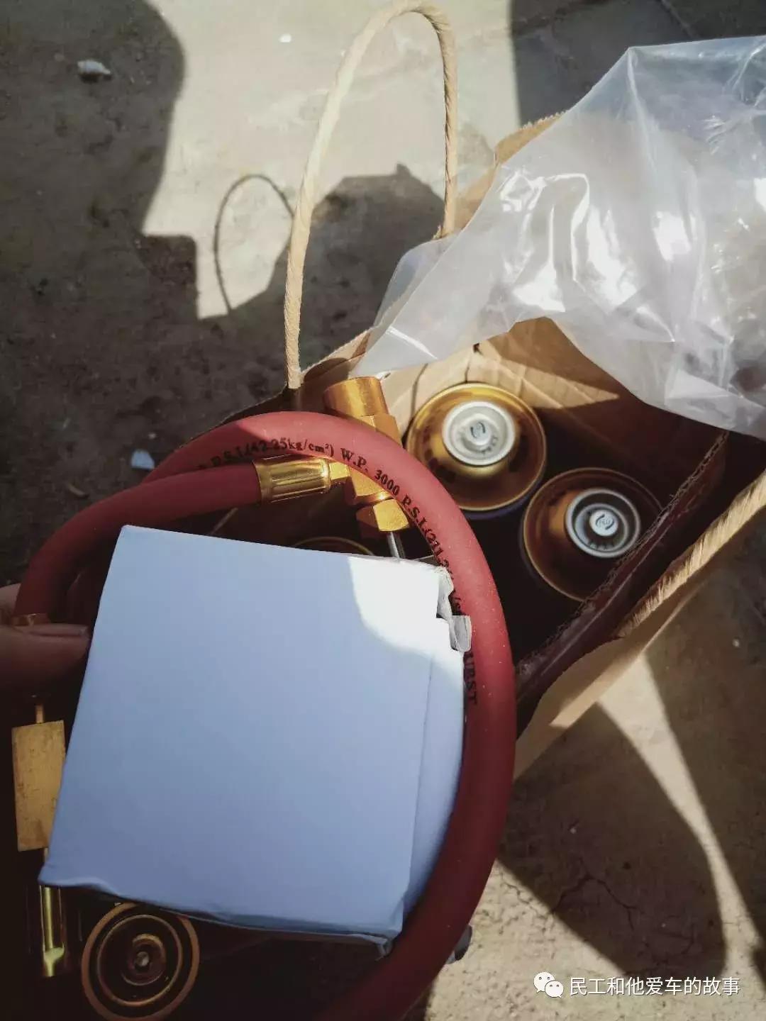 西安空调加冷媒价格表,空调冷媒可以自己加吗