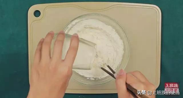 煎饼的简单做法没有鸡蛋怎么办,这样做煎饼全家都爱吃