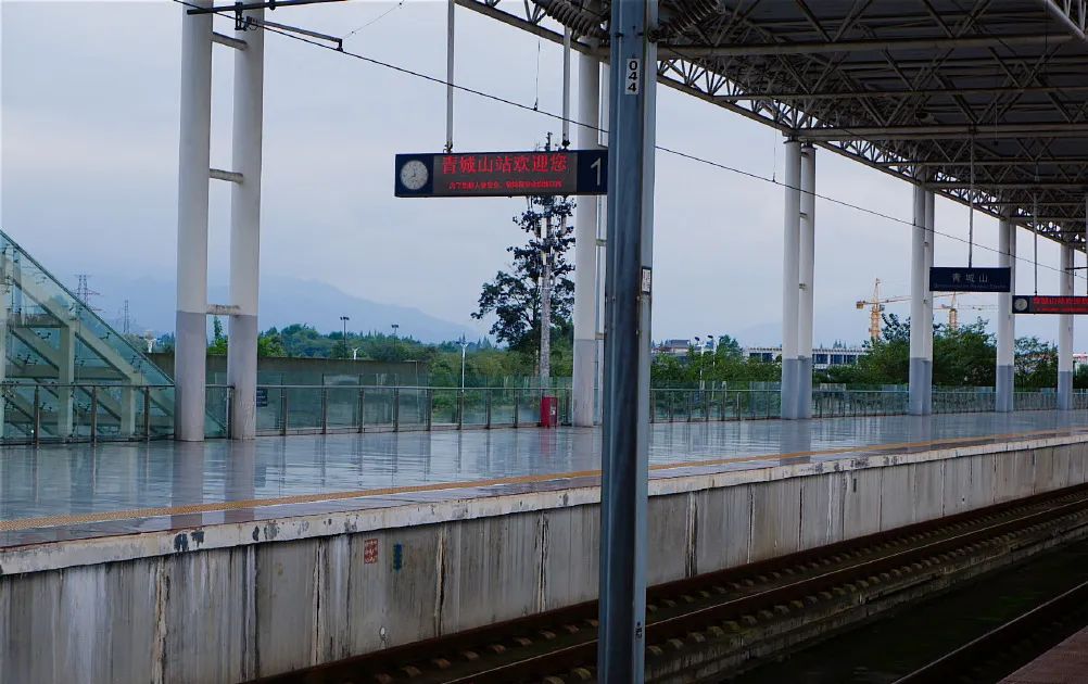 东软，青城山下最大的养老院型综合网吧