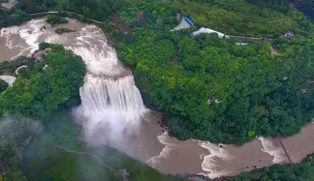 观赏黄果树瀑布领略它的壮观,第二次观赏黄果树瀑布视频