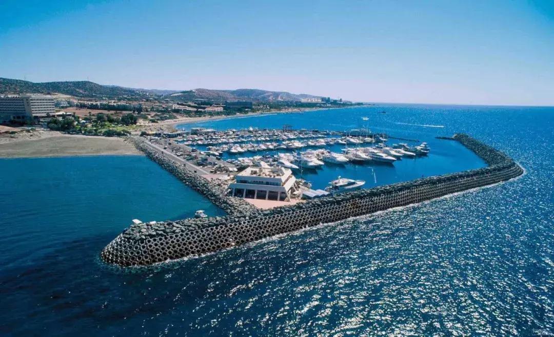 出入境允许携带多少外币现金,出入境现金携带限制一览表