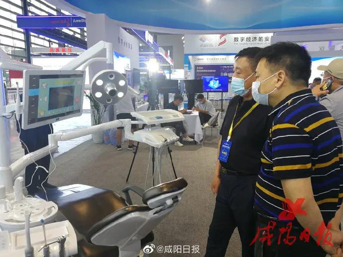 咸阳60多件数字产品在这里亮相