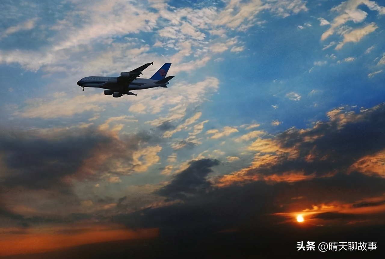 童年的疑惑，为什么飞机会有“白线”？终于理解了