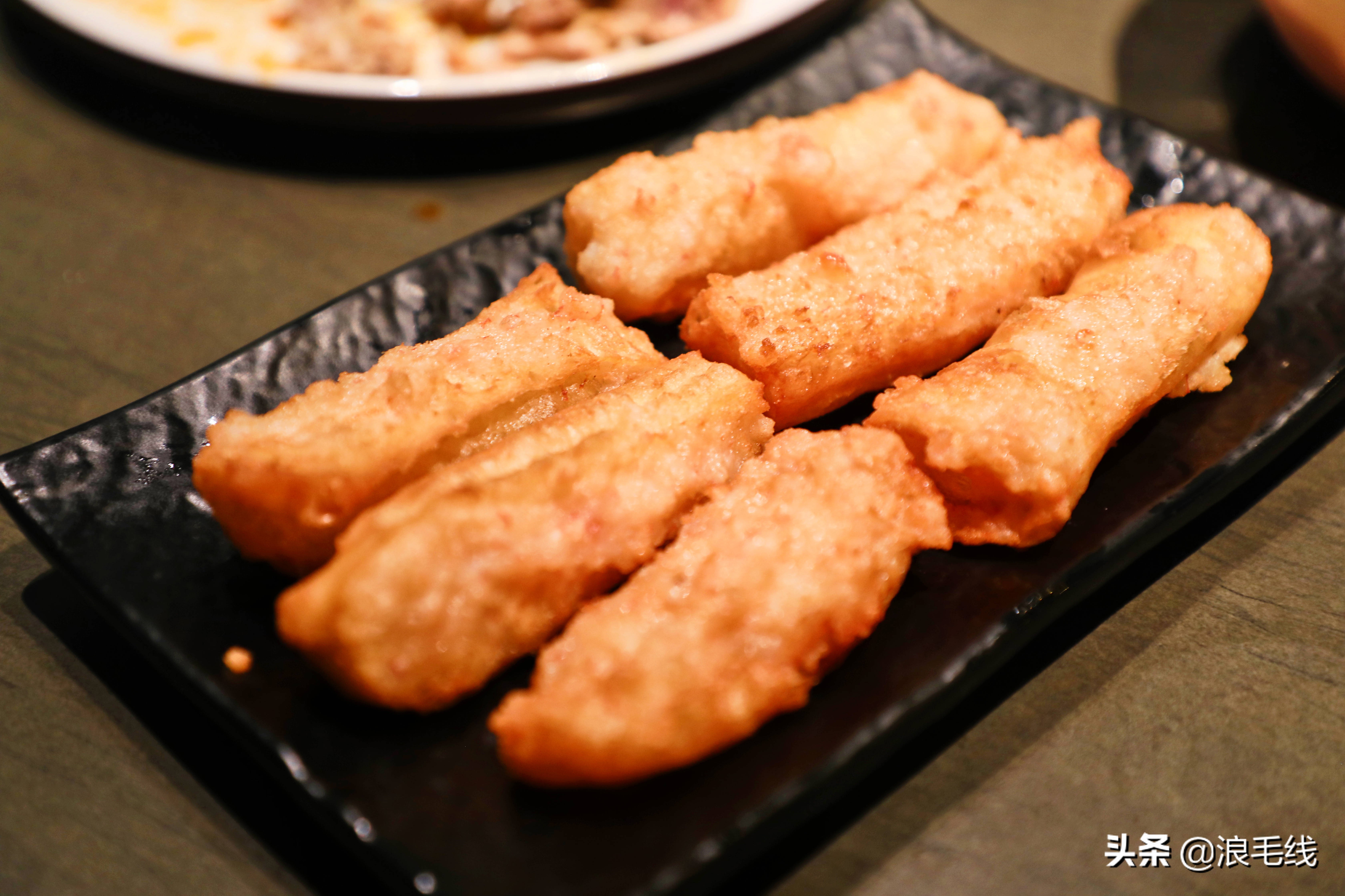 李现拍戏住的三亚酒店多少钱一晚,住韩商言同款酒店