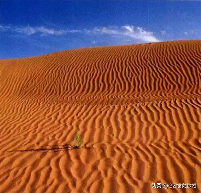 如何将戈壁滩拍出高级感,荒漠拍照片怎么拍出高级感