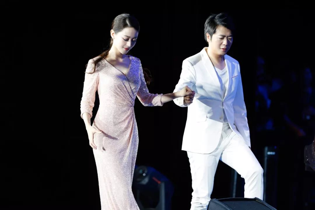 郎朗参加节目组失误,郎朗表演失误