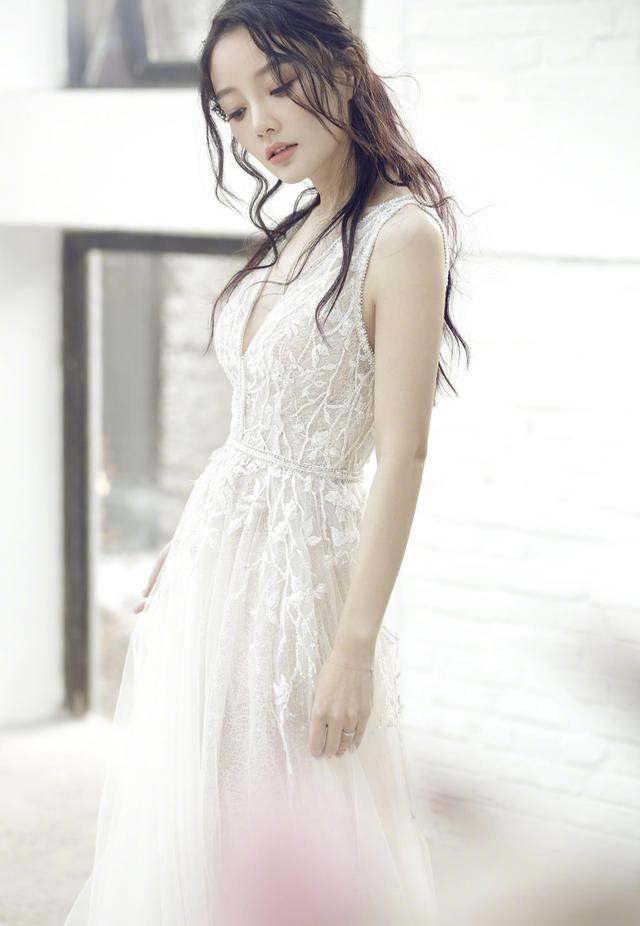 李小璐出生于安徽安庆,李小璐籍贯