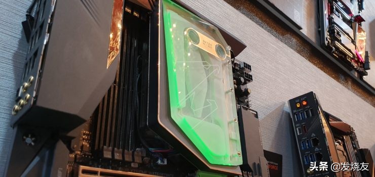 技嘉aorusxtemewaterforce水雕,技嘉4090水雕aorus