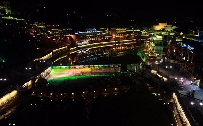 湖南湘西凤凰八面山,凤凰古城属于哪个市哪个县