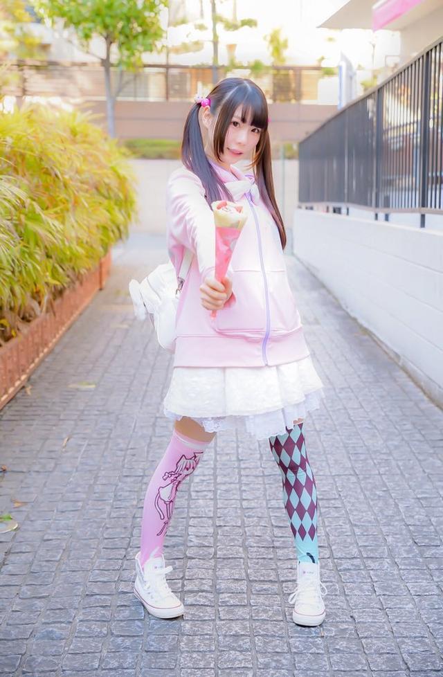 长着一张娃娃脸却一身肌肉,长着一张娃娃的脸