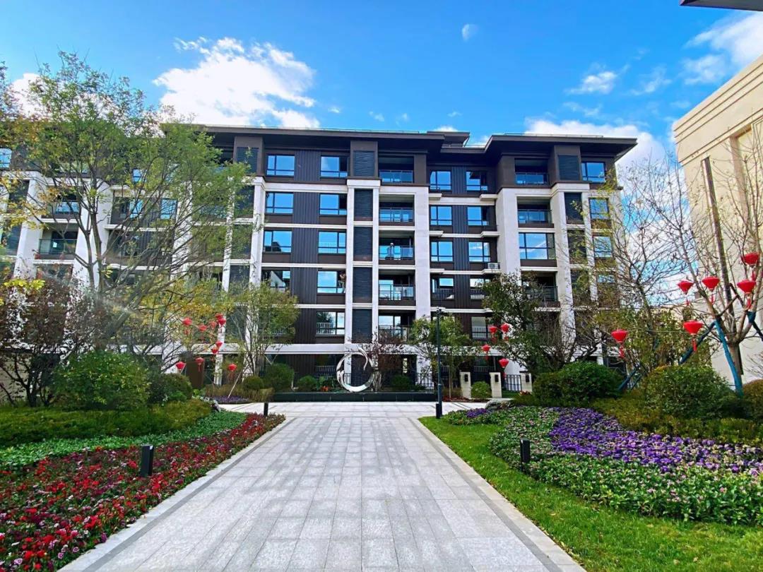 荣盛华府和荣盛首府,荣盛华府和荣盛东第华府