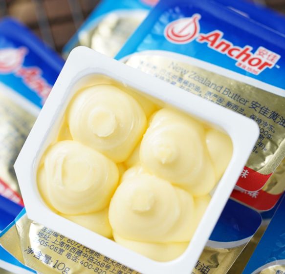 煎牛排大火会糊吗,煎牛排温度高黄油糊了