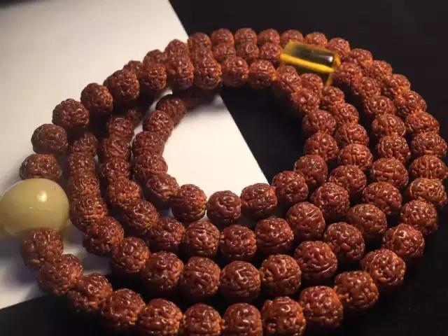 金刚菩提表面纹路磨损,金刚菩提脖串什么纹路的好