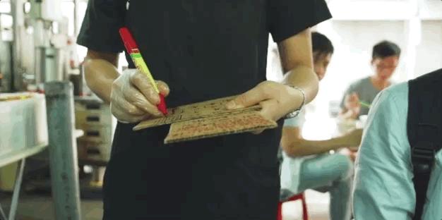 这几家30年以上的老店,一秒让你看到七八十代的香港!#吃在广州#