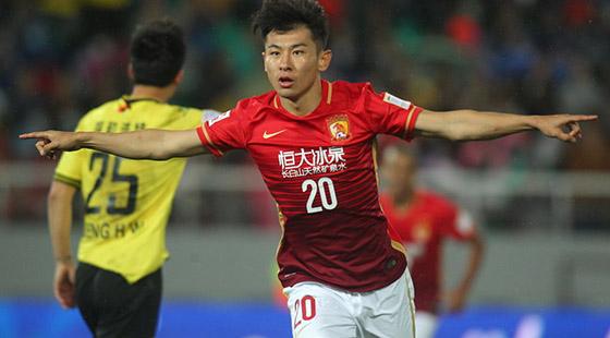 再度手术,终极考验,于汉超的足球往事——斗士,不向命运低头