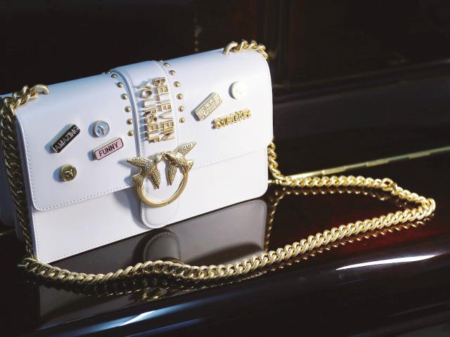 轻奢300-500价位的女生包包,20岁女生奢侈品包包