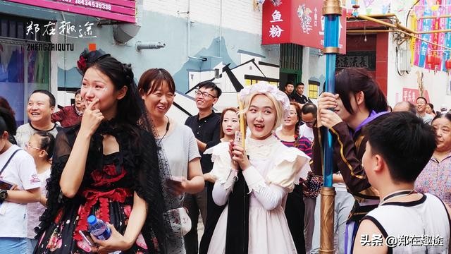 长治风情美食一条街,长治神马创意街区