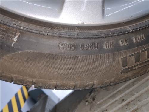 14万买辆2014款的宝马X1怎么样？买家：看到真实车况我就放心了