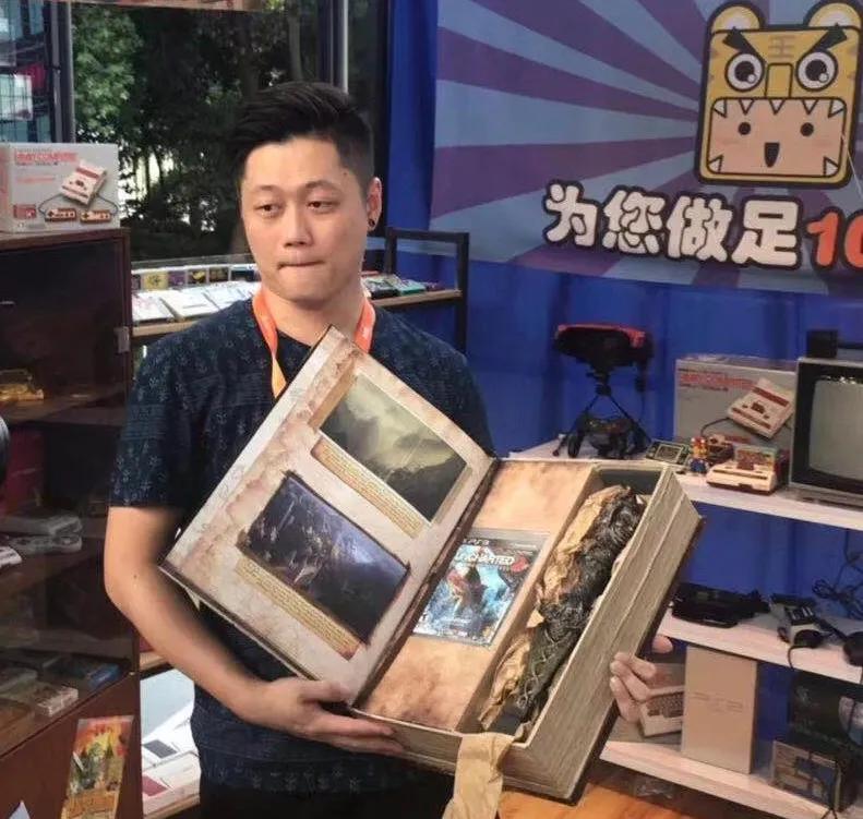 陈浩南打电玩,童年回忆杀经典怀旧