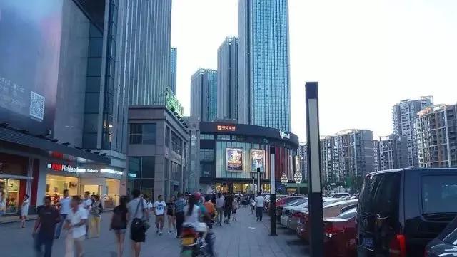 贵阳龙湖景粼天著商业综合体,贵阳远大商业综合体