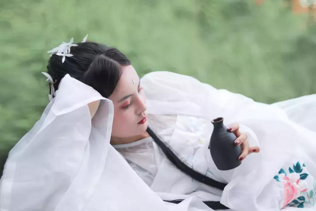 世事沧桑难得一回醉,叹世事沧桑的诗句