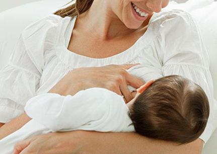 为啥婴儿吃着奶睡着了放下又醒了,为啥宝宝吃母乳睡了一放下又醒了