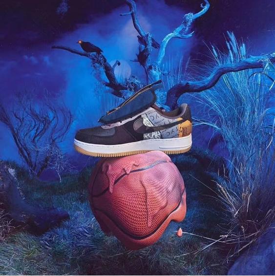 有许多配件的球鞋,如何让你的球鞋看起来更高级