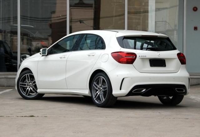 月薪多少才能买得起这款车,月薪2万为什么不建议买奔驰