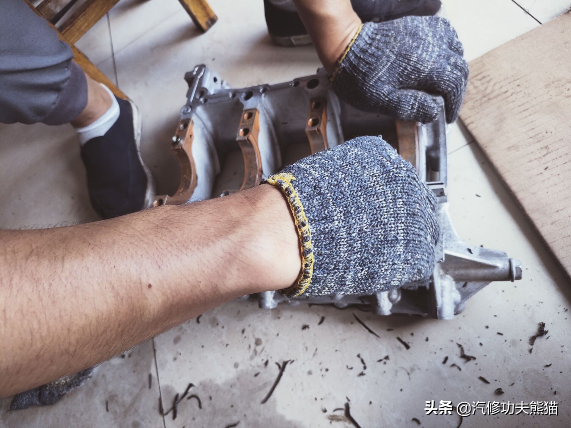 新款大众途锐烧机油吗,百万豪车为什么还烧机油