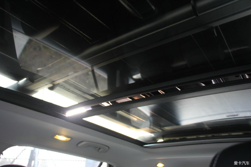 大熊的“书包”——THULE/拓乐灵动800车顶行李箱！