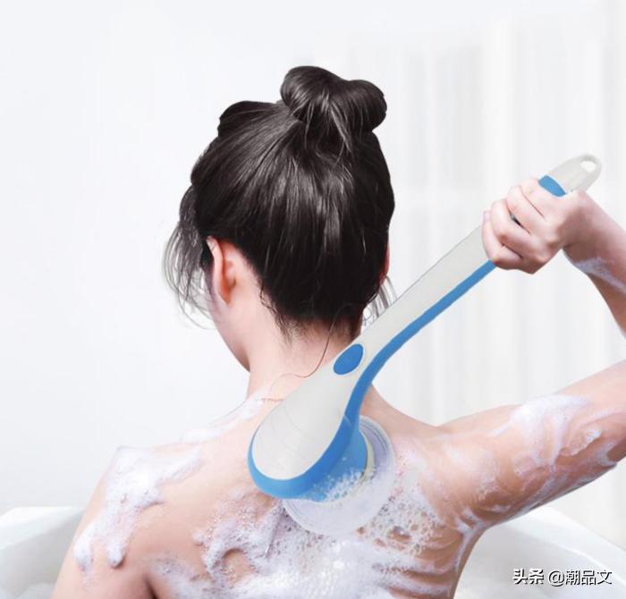 大红痘痘怎么快速消除后背,热天后背长痘痘的原因和解决方法